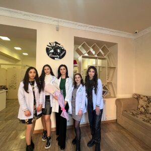 💁‍♀️Մեր «Բուժական կոսմետոլոգիա» բաժնի 2-րդ կուրսի ուսանողները շարունակում են իրենց պրակտիկաները Beauty Studio գեղեցկության սրահում