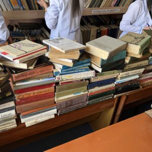 📚📦Ընկերներ այս ամենը բերված է Արցախից, և ինչ է մեզ մնում անելու, իհարկե շարունակել մեր գործը