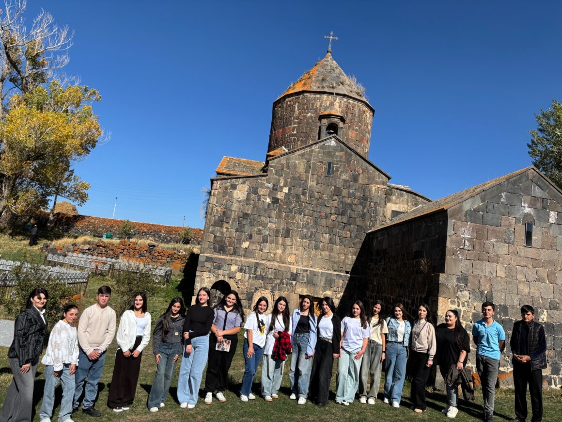 image-16-10-25-09-51-6 ՎԲՀՔ-ում ուսանողները «Հայոց պատմության», «Աշխարհագրության» և «Հայ գրականության» դասերի շրջանակում այցելեցին Մաքենիս