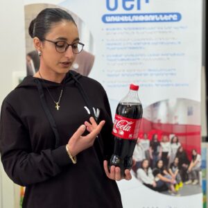 Քոլեջի մենեջերները ներկայացրեցին տարբեր հայտնի ապրանքների գովազդային մոտեցումների իրենց վերլուծությունները