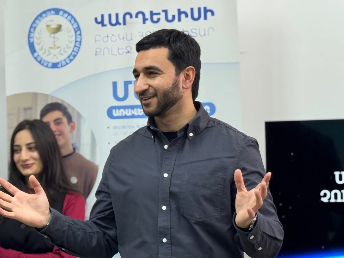 🙌 ՎԲՀՔ-ում հյուրընկալեցինք Ակունքի միջնակարգ դպրոցի աշակերտներին՝ մասնագիտական կողմնորոշման շրջանակում